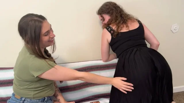 Deck of Desire strip game with two sexy lesbians