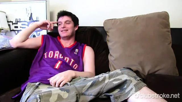 Brunette Amateur Straight Guy Josh Masturbating