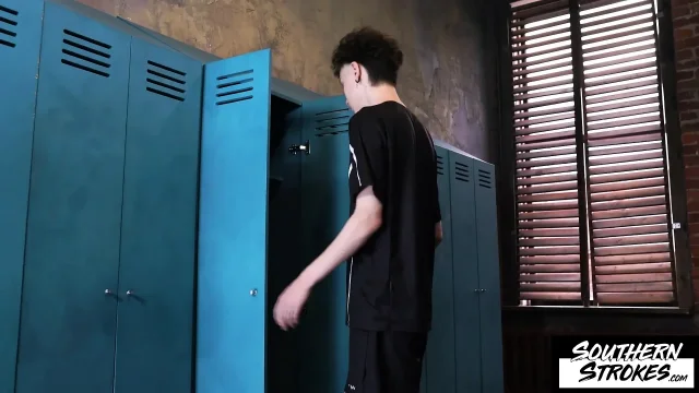 SOUTHERNSTROKES Karol Gajda And Max Gen Having Locker Room Sex