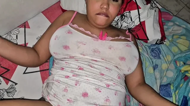 He Tells Me to Suck His Cock Under the Sheets but What a Surprise Dick Not so