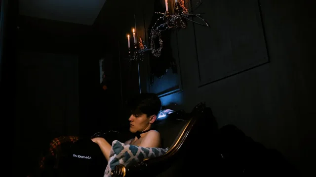 Oh what an elegant anal fuck in an amazing setting