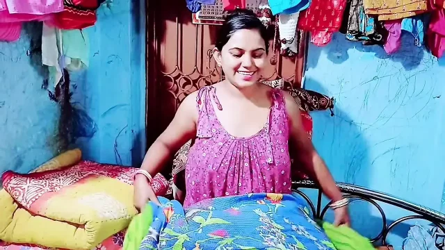 Desi innocent girl har fuck Local Indian girl fucking video with condom