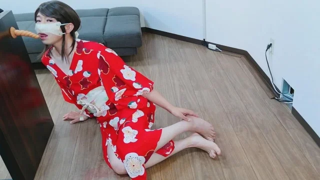 Appeared Wearing a Japanese Yukatathough Inside Was a Perverted Costume