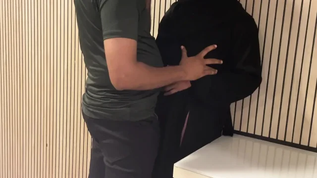 Muslim bhabhi ko garam karke choda tang utha Kar