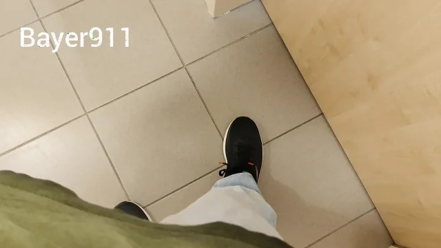 Piss Jerking and Cum in the Hospital
