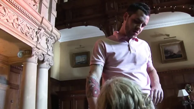Blonde MILF hoe lifts her legs up for big dick
