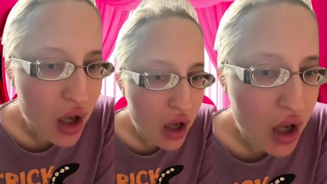 Asmr Bursting Bubblegum Bubbles