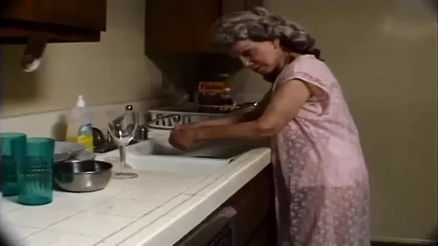 Extrem black and white old and young pussy fucking