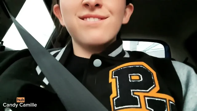 Uber Driver Doesn't Believe I'm a Model so I Masturbate for Him
