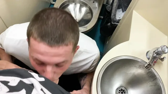 On the Train Took Me to the Toilet and Fucked Me in the Mouth