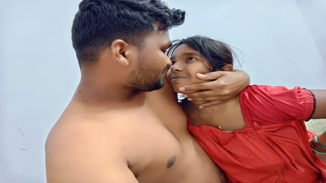 Beautiful Hot pregnant wife and hot husband midnight Sex - Desi bhabhi beautiful