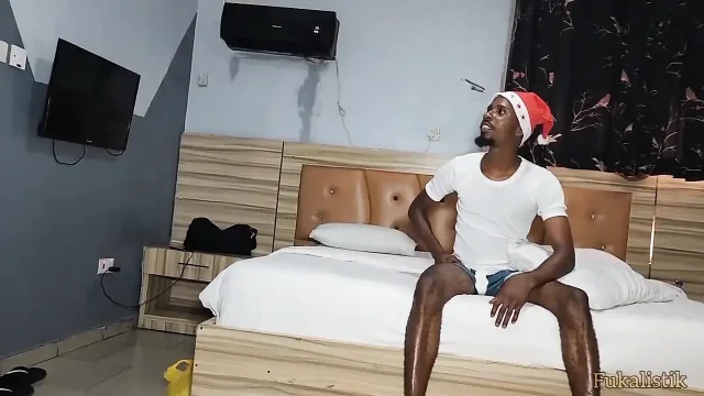Sexy 18 Years Old Teen Chidera Got Pussy Disvirgin as Christmas Gift From BBC
