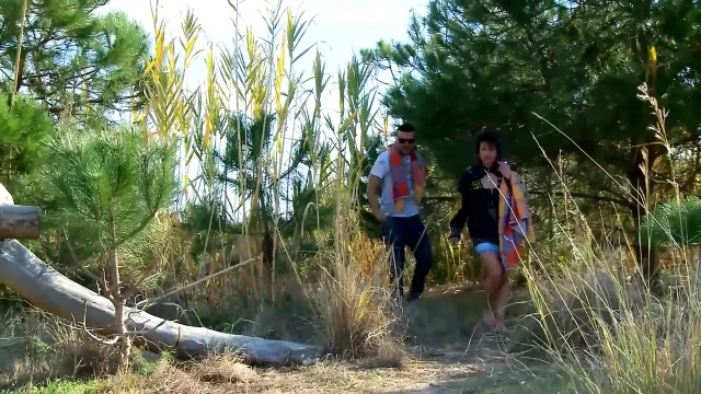 beach bitch and fucked horny at home