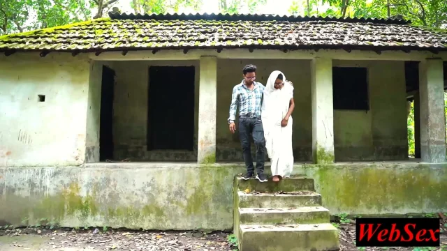 Village Bhabhi Repay Husband Loan Uncut webseries Sex