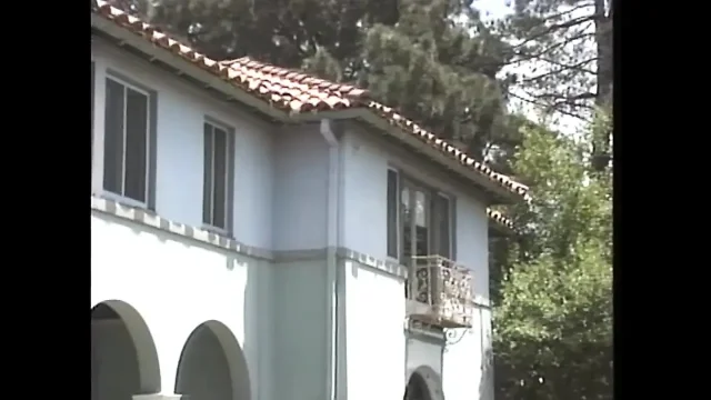 Sex Therapist Helps Young Couple to Cum