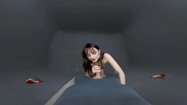 Pass-through Lana Smalls