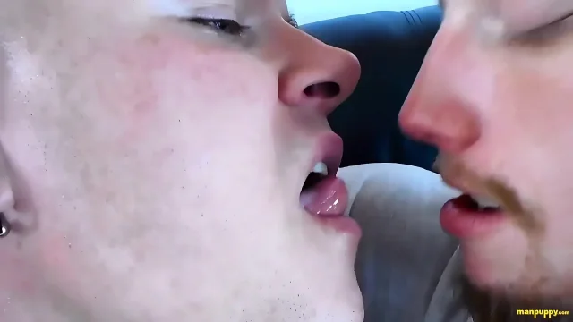 Hot Gay Kissing with Leo & Jc