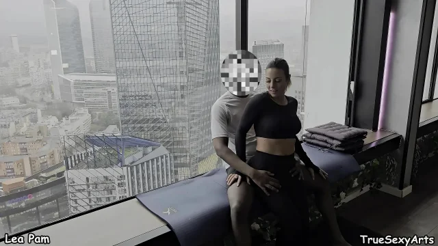 Lea Pam 4K French Fitness Babe seduces Personal Trainer & fucks during Intense