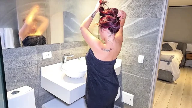 My Roommate Woke Me up and Came Inside My Pussy