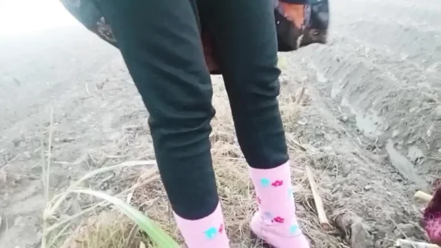 village bhabhi first time urineing video
