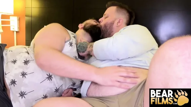 Bearfilms Bearded Bear Phoenix Ryan Barebacks Ty Brooks Asshole