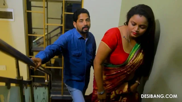 Newly Married Desi Wife in Silk Saree Fucked at DesiBang