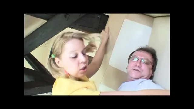 Fat Mature Fucks and Cums on Hairy Pussy Beautiful Young Blonde