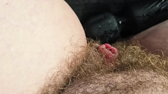 Car Play Clit Pumping Pissing and Squirting