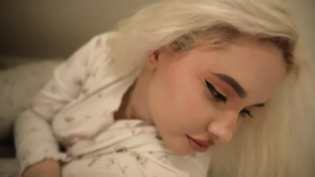 Stepsister Constantly Gets Stuck in the Most Obvious Places to Already Get Fucked