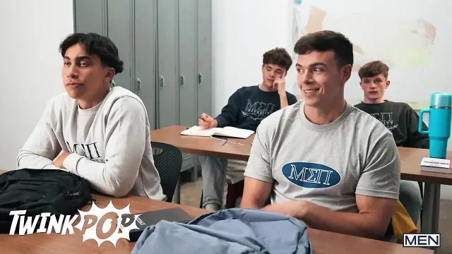 TWINKPOP - Professor Greg Dixxon Sucks Jake Prestons Cock After Catching Him
