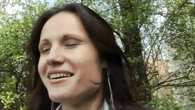 The Director Lures Her in the Park and Takes Her Home to Shooting a Porn Film