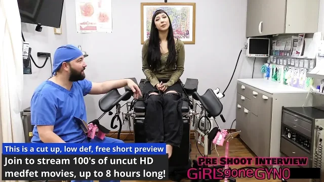 Playing Around With The Ultrasound - Selena Sativa