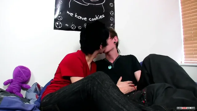 Jason Gets a Big Twink Cock