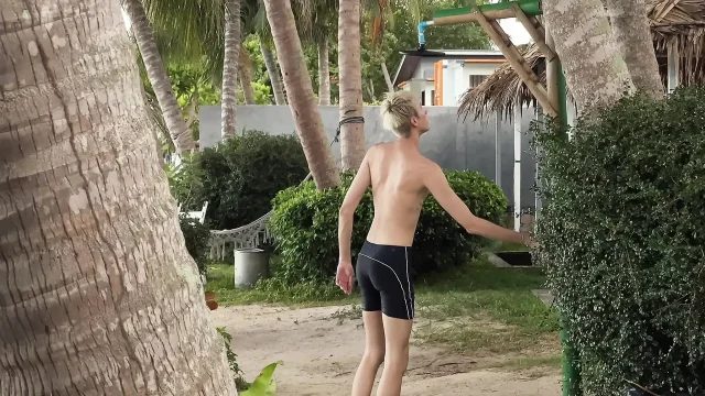 Stepdad Fucked a Cute Twink After a Beach Vacation