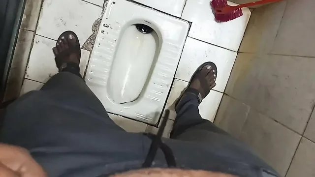 Indian Boy Wife Office Room and Licking Pussy