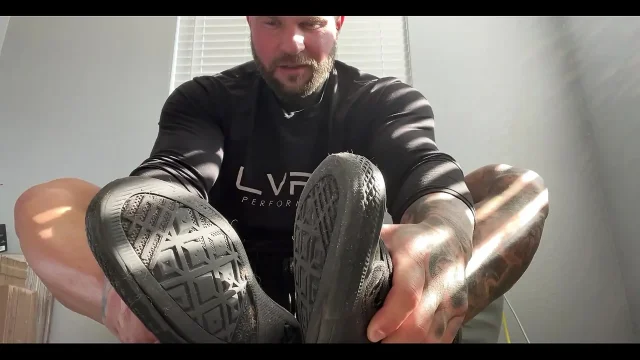 You Love Trying to Resist the Smell of My Musk