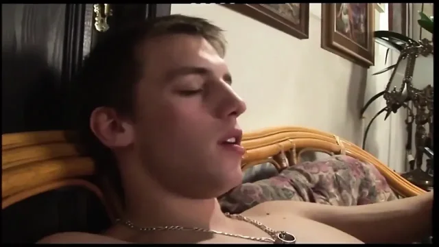 Gay anal deep impact - No condom