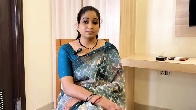 Bhabhi ji live in new flat gave a gift to neighbor Devar ji first time xxx video
