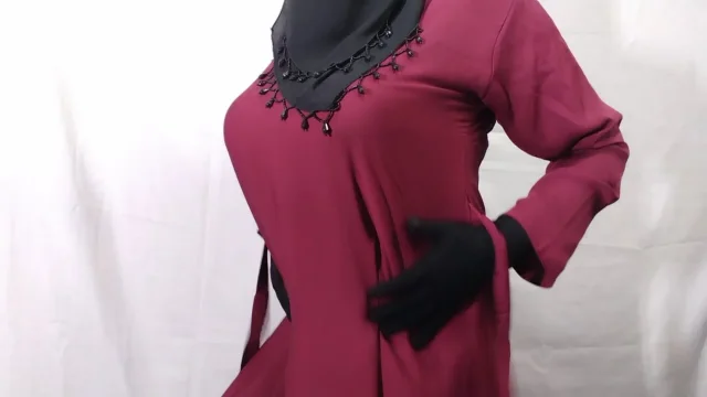 Beautiful Amena Bhabhi has sex indoors wearing a burqa and hijab