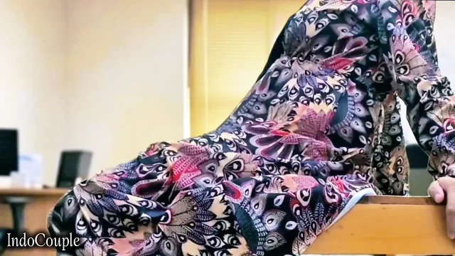 Istri muslim berhijab selingkuh sama teman kantornya Sekretaris selingkuh lagi