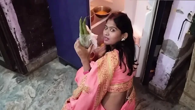 Muslim Outdor videoI met a girl in an auto and took her home to work at a beauty