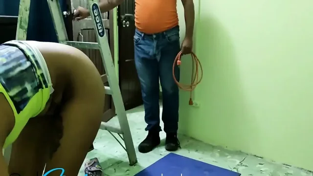 My air conditioner broke down and I called the technician to solve the problem