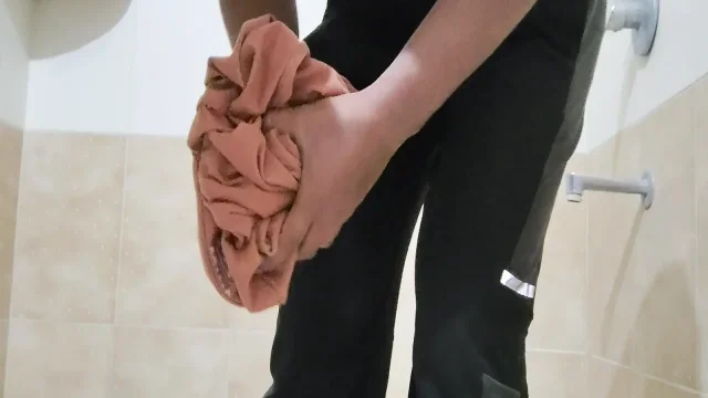 Handjob time hugay lita boy Hot bathroom
