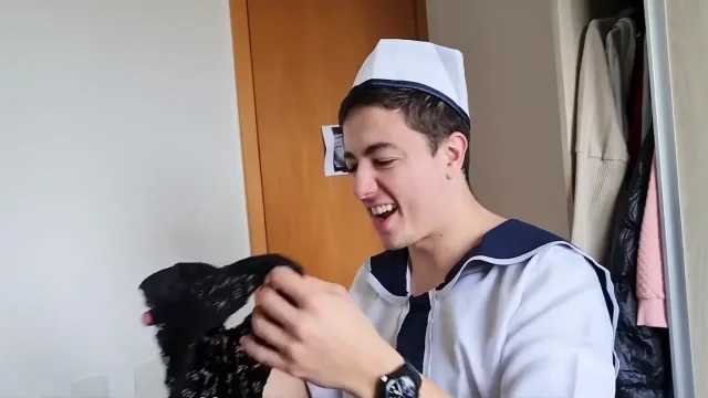 Goddess Kiffa and Female Sailor Makes Her Co-worker