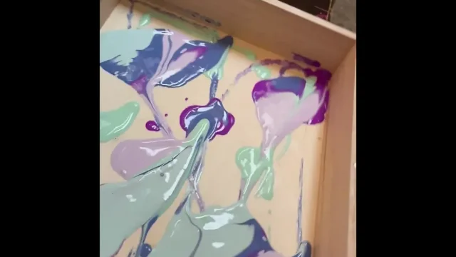 Suzy Wylde Is an Artist