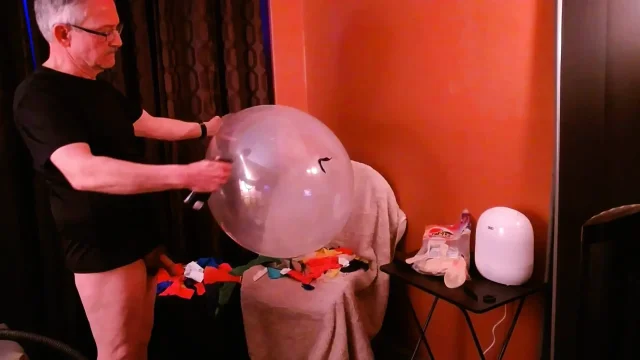 150 Kinky Fun w Big Round Clear Balloon by Daddy