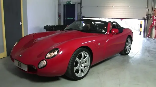 Mature MILF fucked on Ferrari