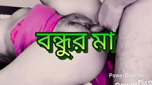 Red Saree big ass beautiful mature Kolkata boudi hard fuck with her devor in