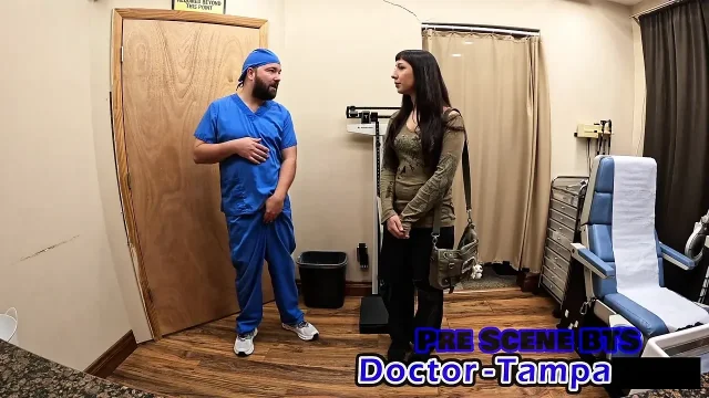 Dr Tampa - Selena Sativa's 1st Gyno Exam