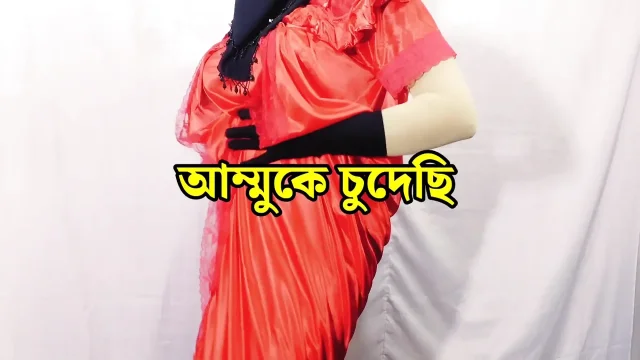 Bengali Beautiful stepmother spends the night with her stepson and has sex with him
